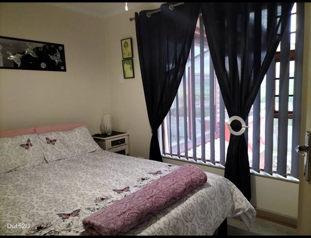 3 BEDROOM HOUSE FOR SALE IN FRAAIUITSIG